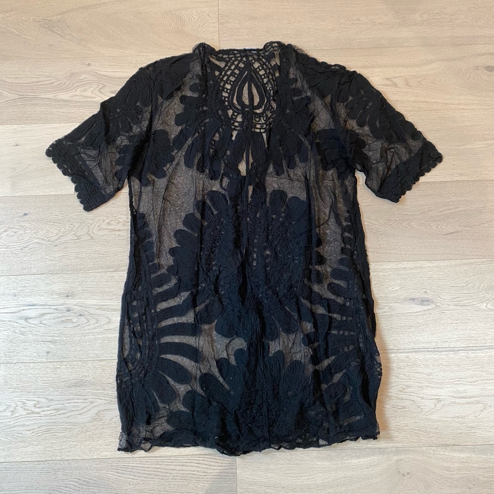 Lace Kimono - Picture 4 of 4